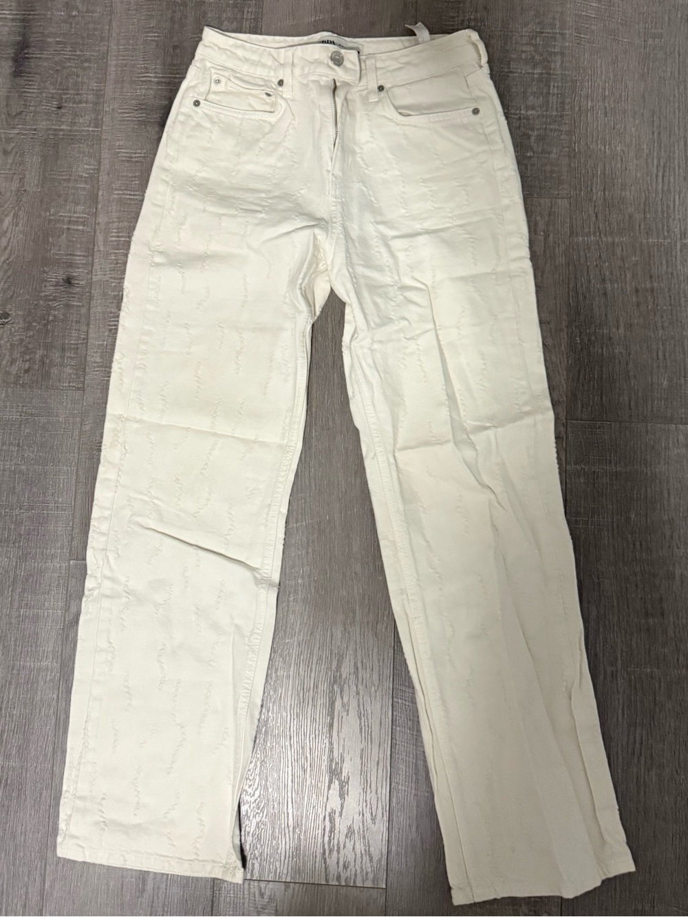 Zara Textured White Jeans
